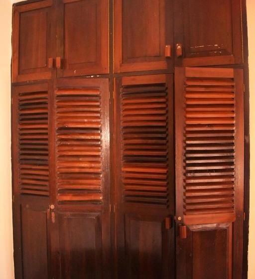 پانسیون Leinmach House Nyali