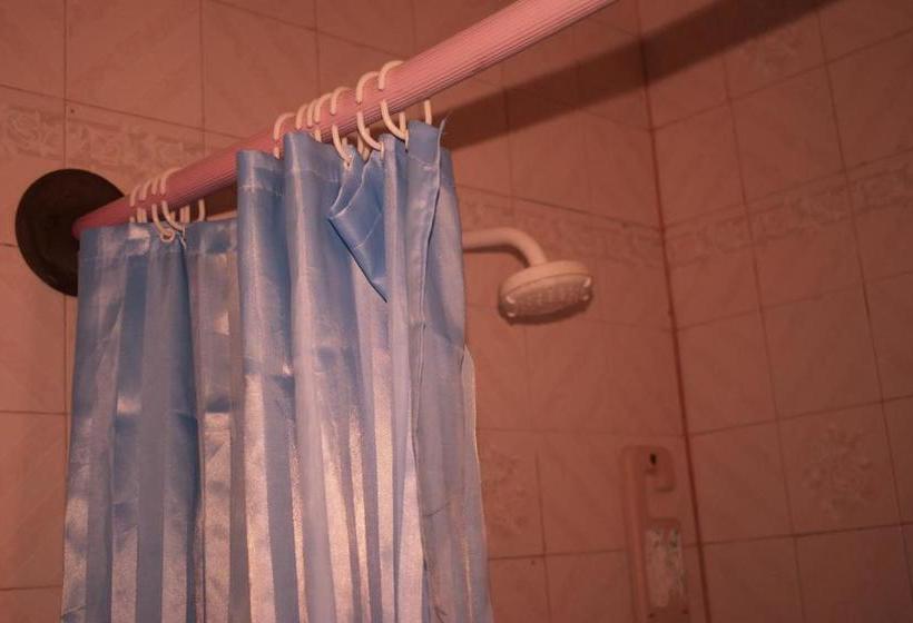 پانسیون Leinmach House Nyali