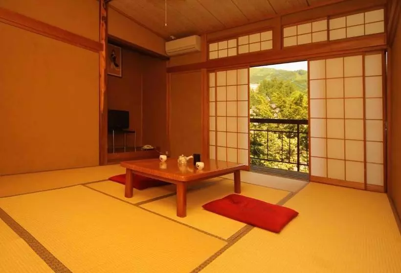 Majatalo Minshuku Miyama
