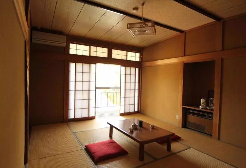 Majatalo Minshuku Miyama