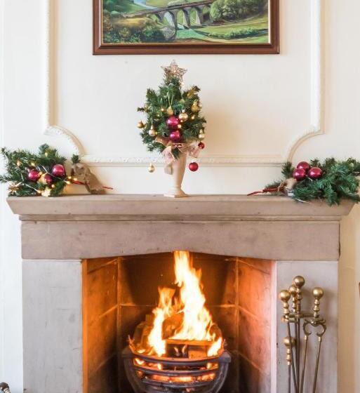 פנסיון Monsal Head