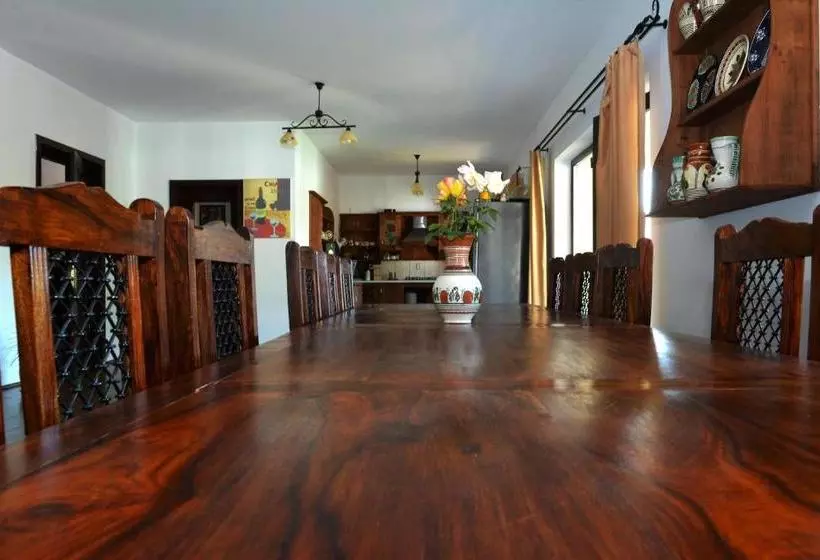 Pension Andra's House