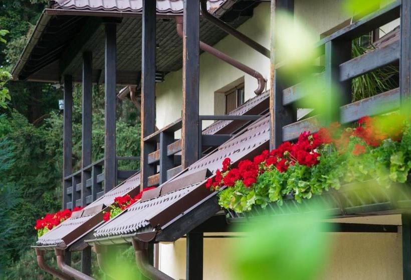 Pension Andra's House