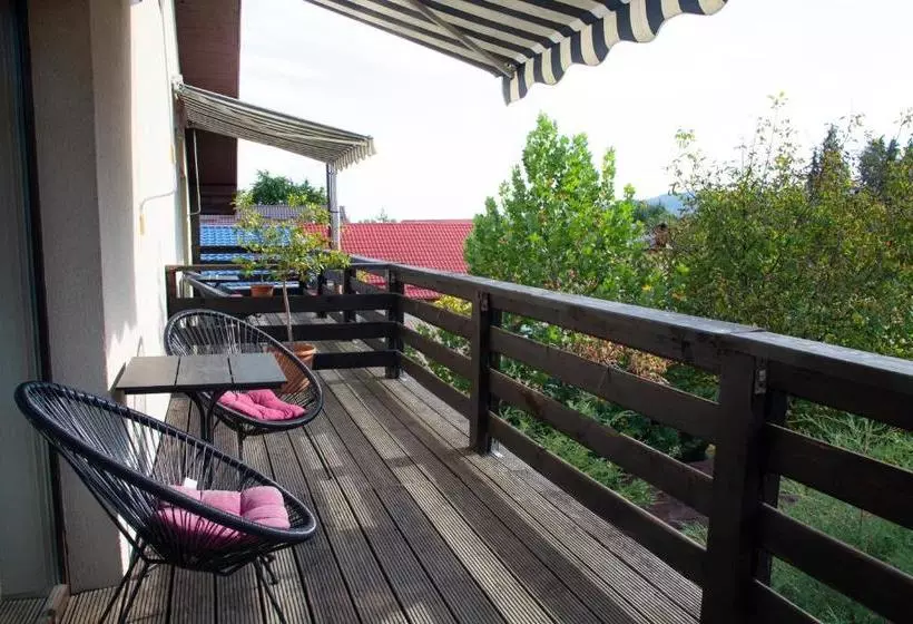 Pension Andra's House