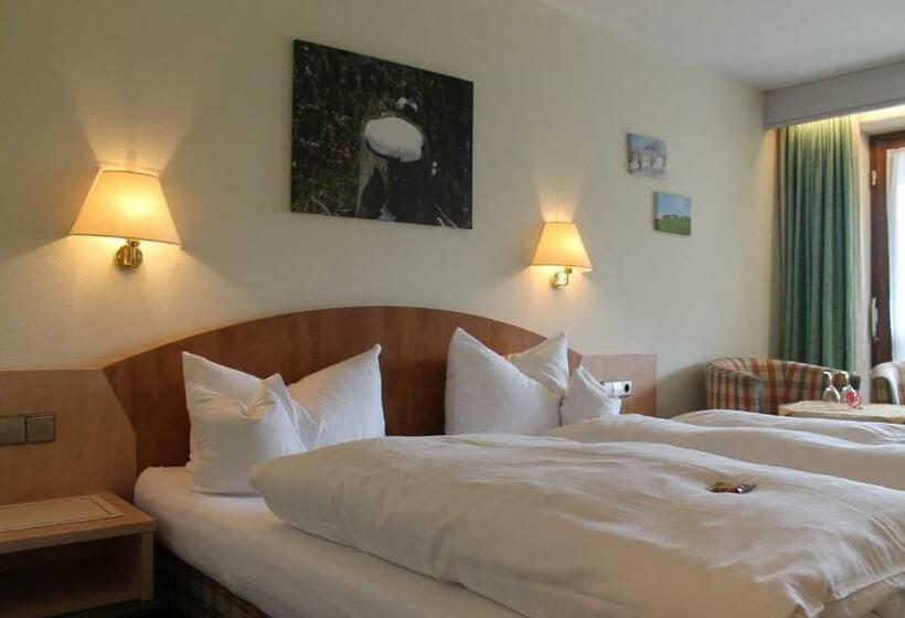 ユースホステル Deva Hotel Restaurant Fischerwirt Inklusive Chiemgau Card