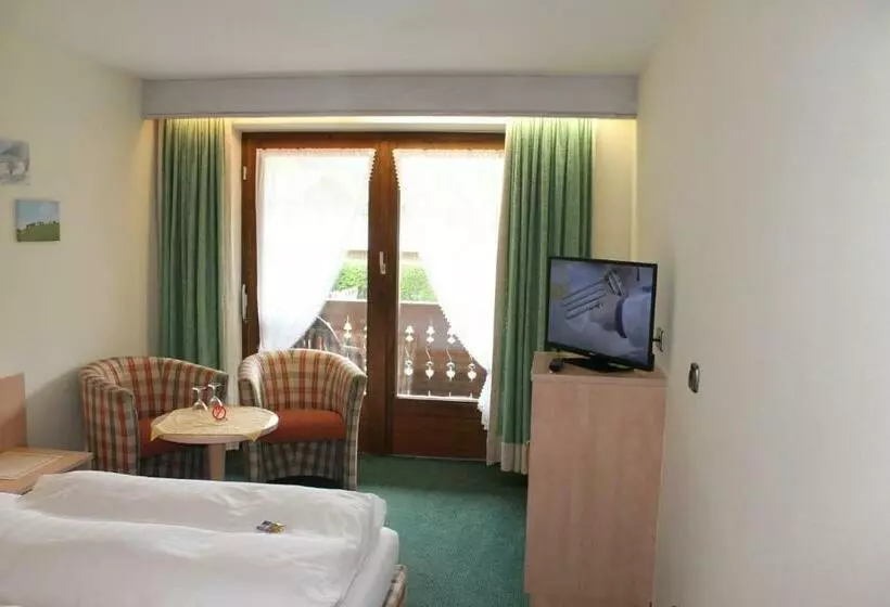 ユースホステル Deva Hotel Restaurant Fischerwirt Inklusive Chiemgau Card