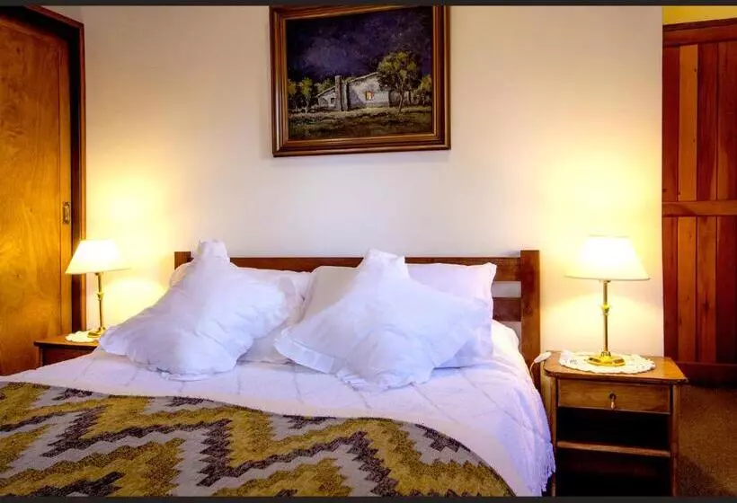 ユースホステル Hostería Canela B&b