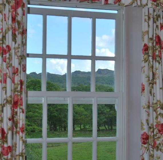 旅馆 Three Shires Inn