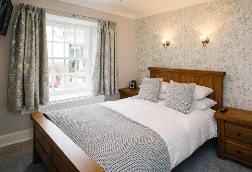 旅馆 Three Shires Inn