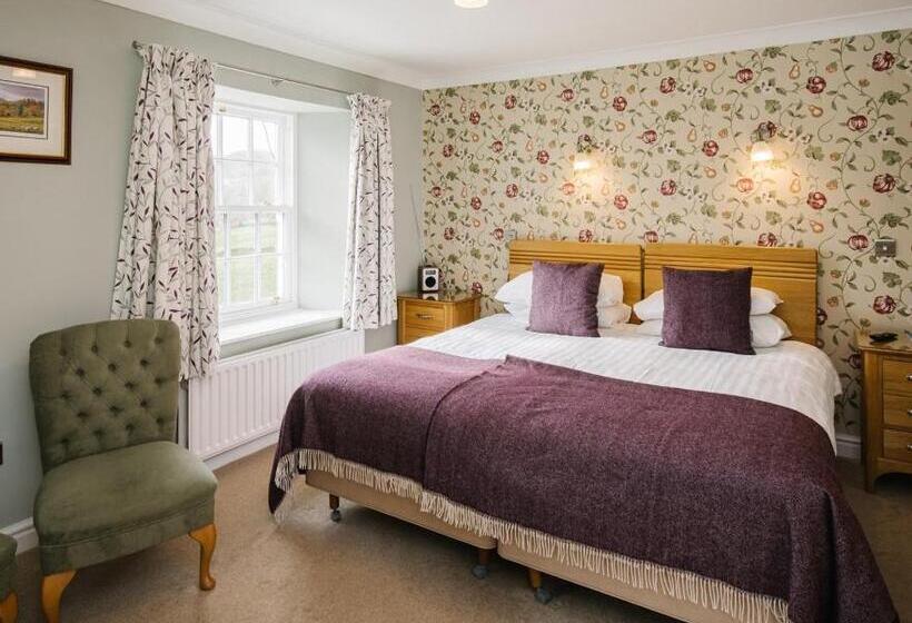 旅馆 Three Shires Inn