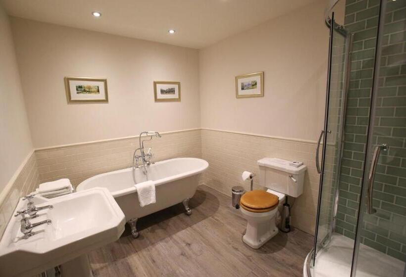 旅馆 Three Shires Inn