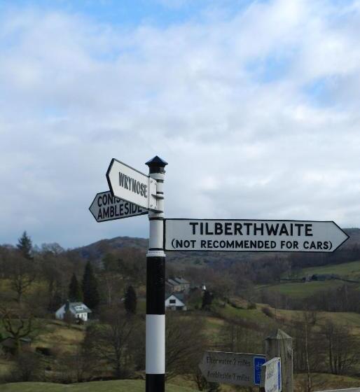 旅馆 Three Shires Inn