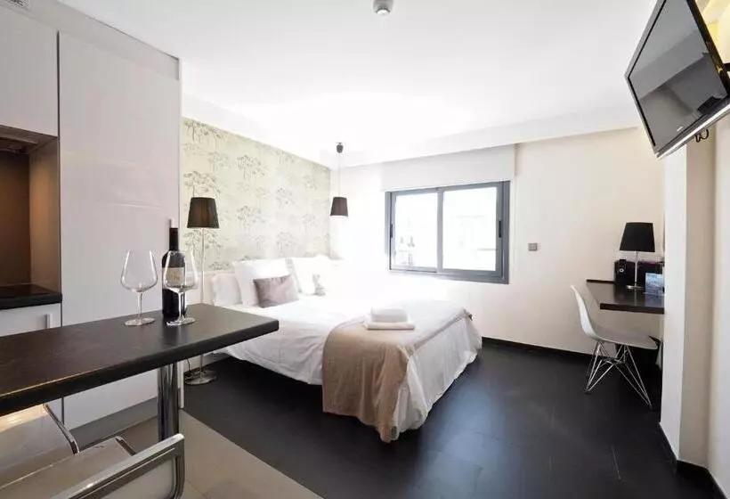 Barcelona Fifteen Central Apart