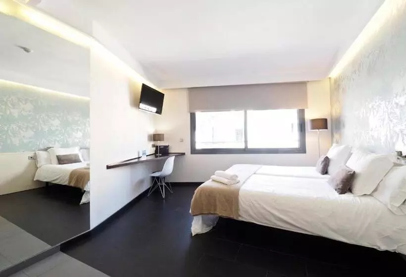 Barcelona Fifteen Central Apart