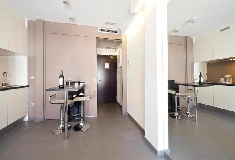 Barcelona Fifteen Central Apart