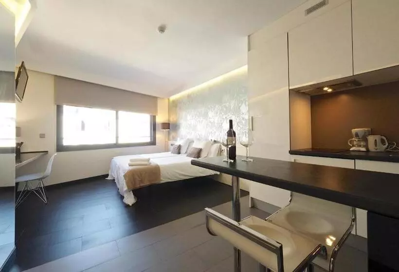 Barcelona Fifteen Central Apart