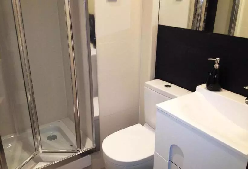 Barcelona Fifteen Central Apart