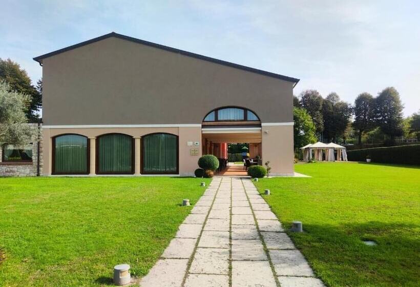 ホテル Tenuta Albertini