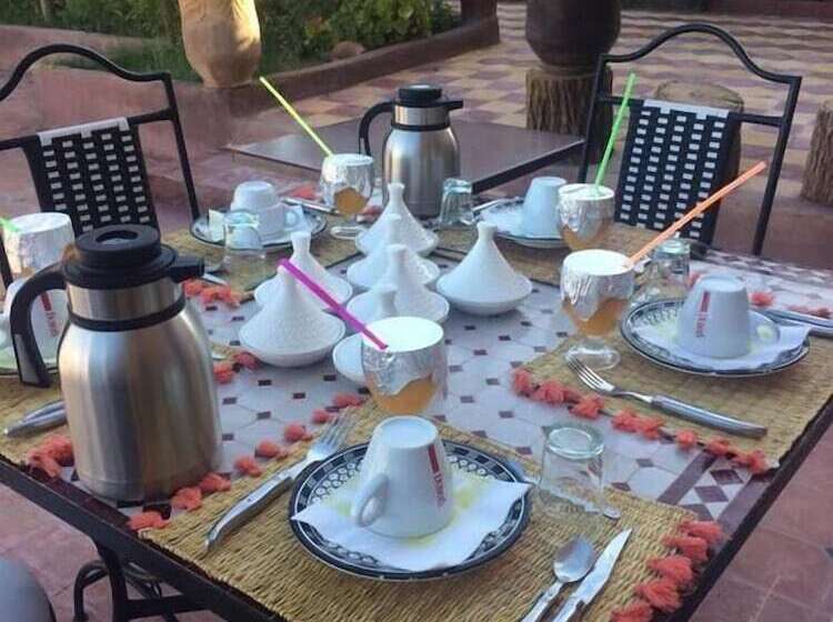 Pensió Kasbah Ait Benhadda