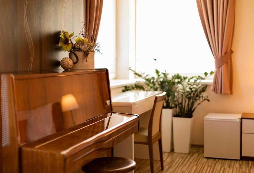 پانسیون Penzion Uno