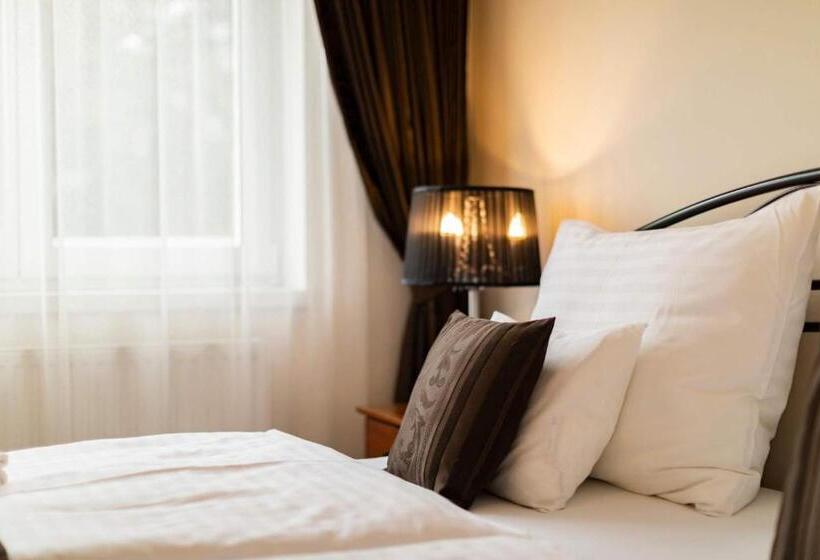 پانسیون Penzion Uno