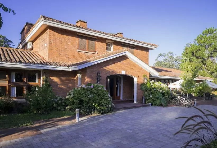 Retkeilymaja Hosteria Del Pescador