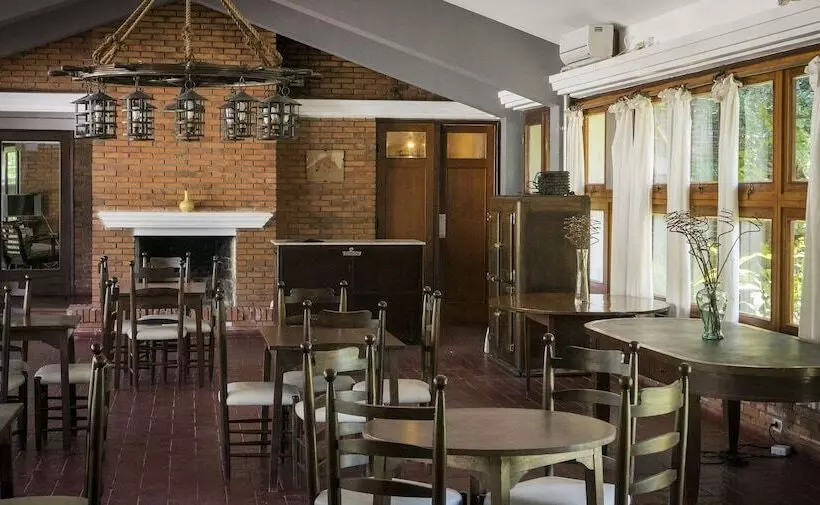 Retkeilymaja Hosteria Del Pescador