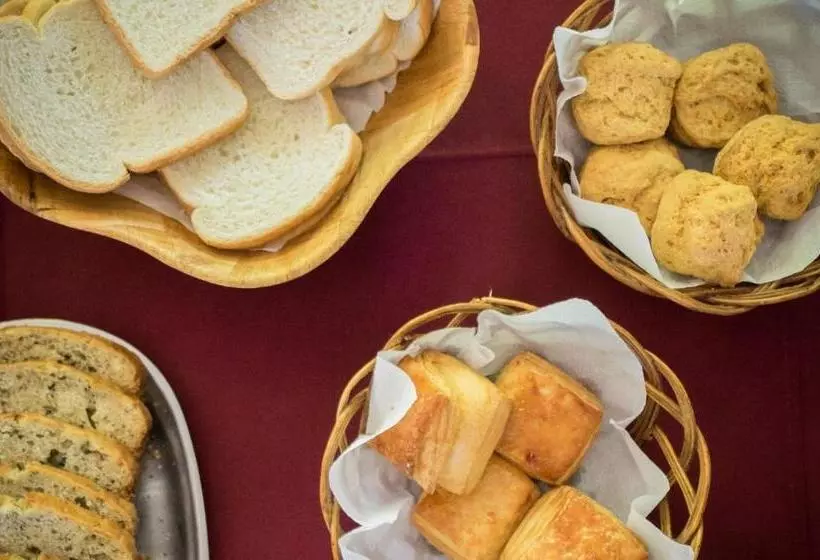 Retkeilymaja Hosteria Del Pescador