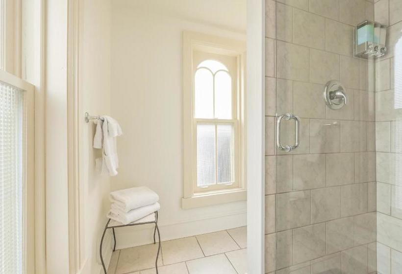 Hostel St Andrew Suites