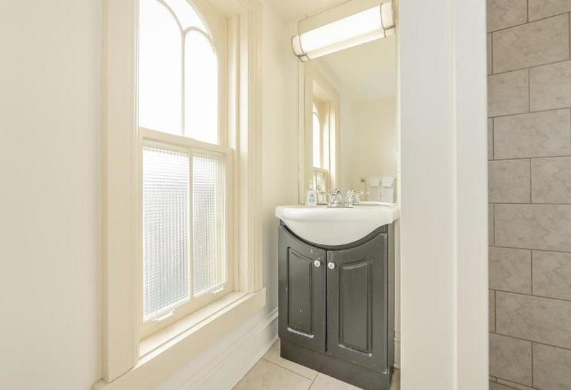 Hostel St Andrew Suites