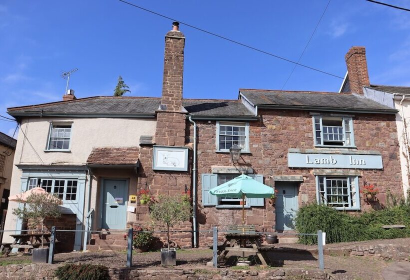 호스텔 The Lamb Inn