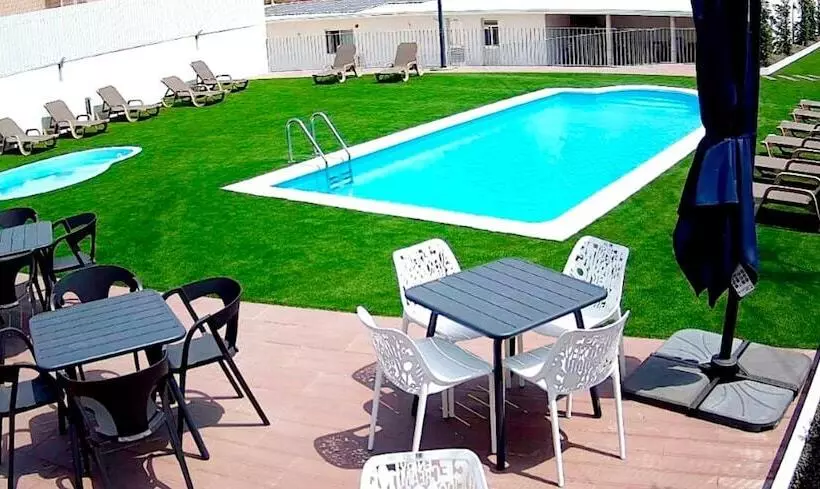 Hmb Fermentelos Hotels