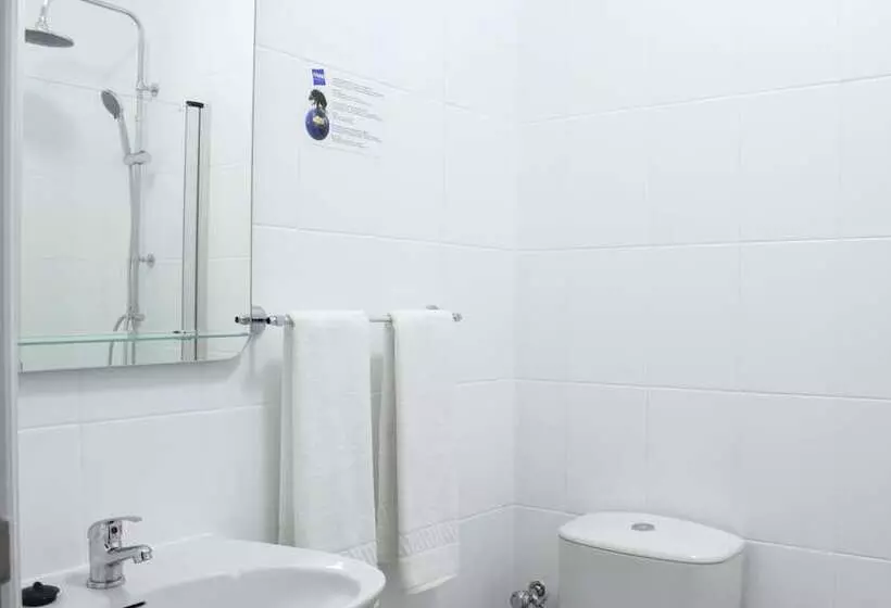 Hmb Fermentelos Hotels