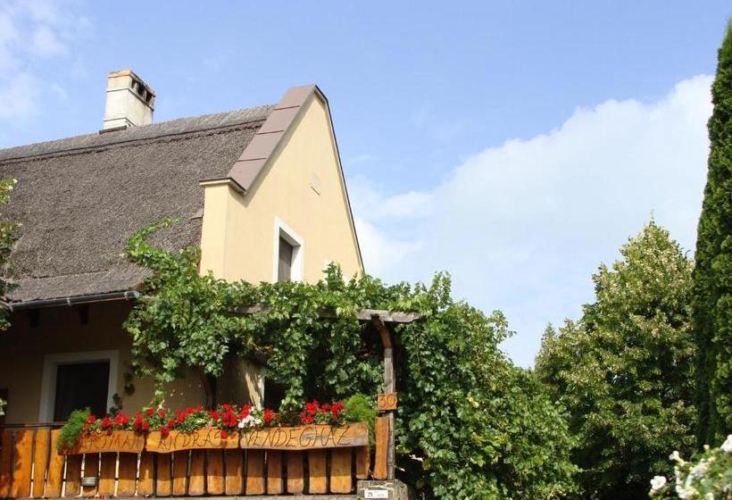 بنسيون András Nádfedeles Vendégház