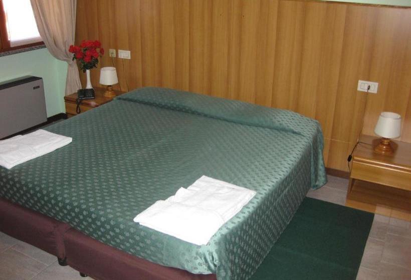 פנסיון Casa Atena