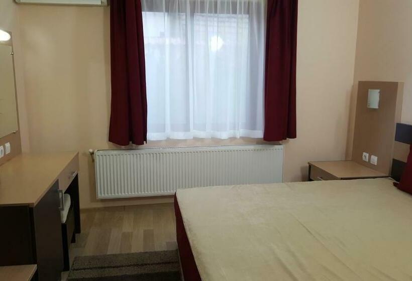 پانسیون Ego Guest House