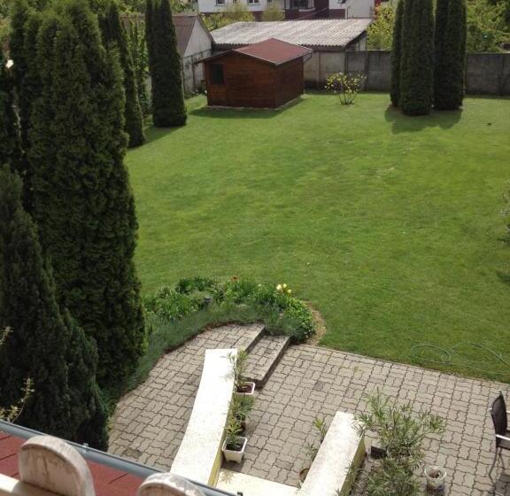 ペンション Györgyi Haus