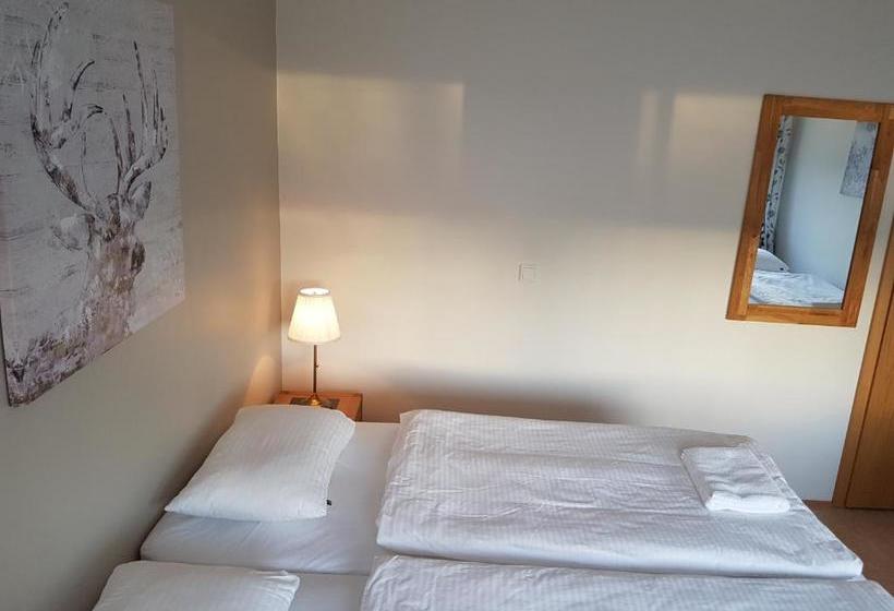 پانسیون Laufás Guesthouse