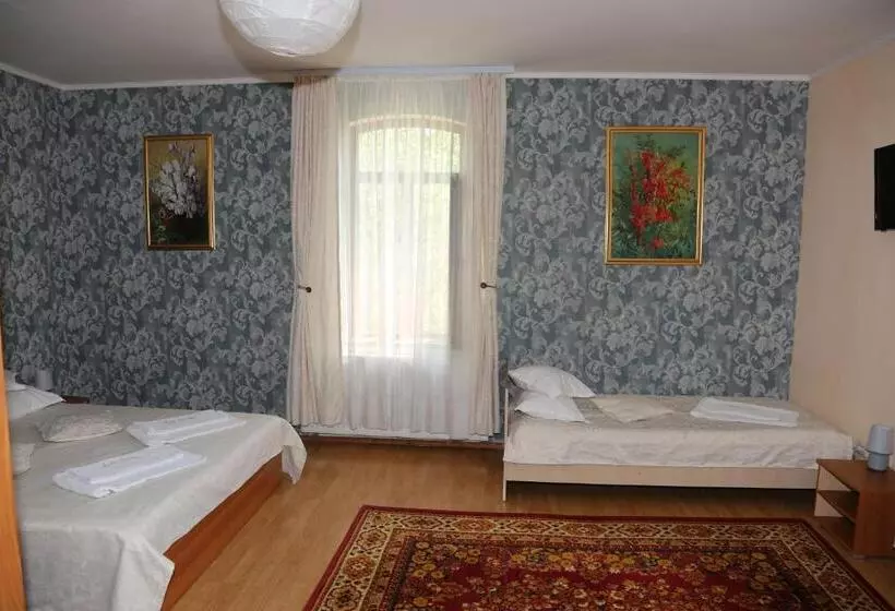 Majatalo New Aosta Garden