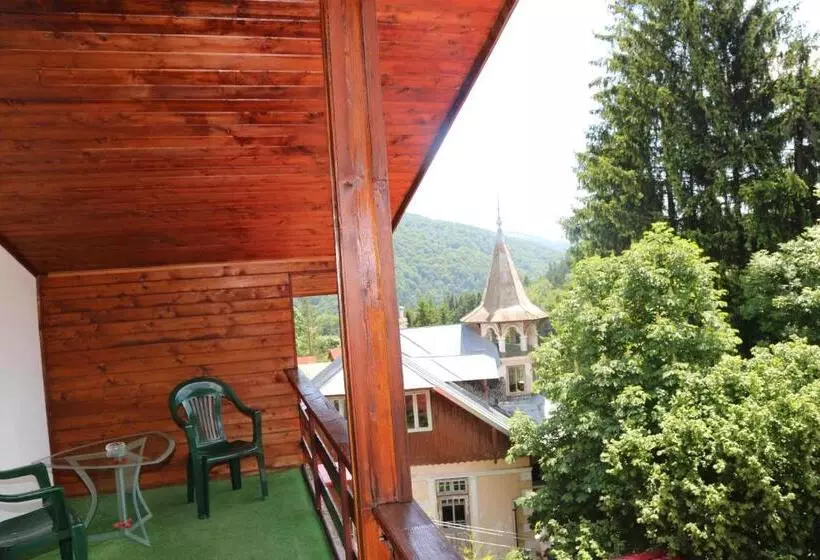 Majatalo New Aosta Garden