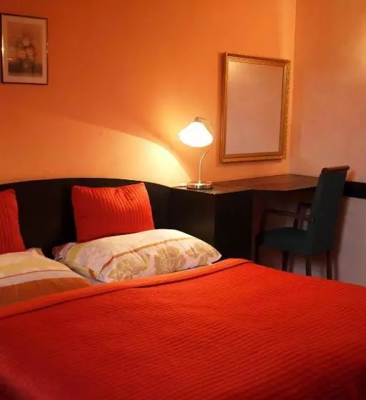 Majatalo Penzion Tilia