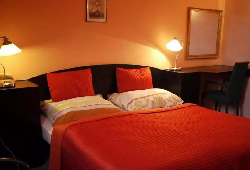 Majatalo Penzion Tilia