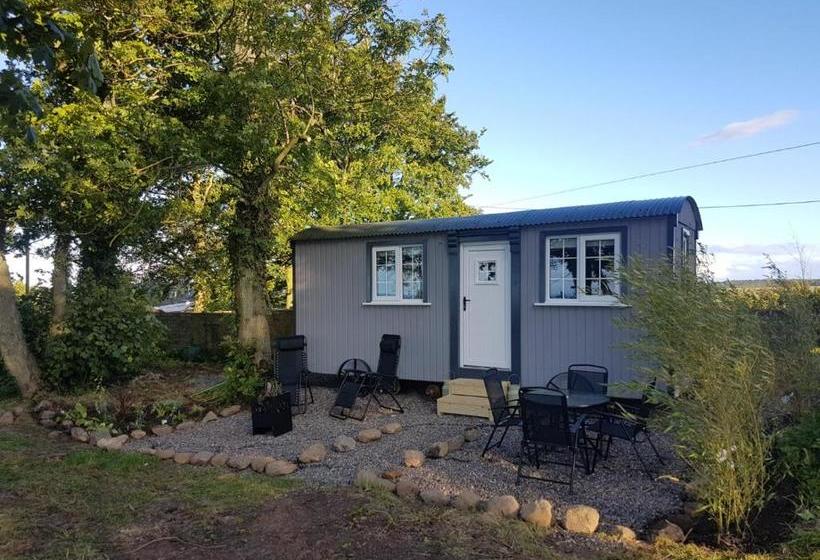 بنسيون Scooniehill Farm House B&b