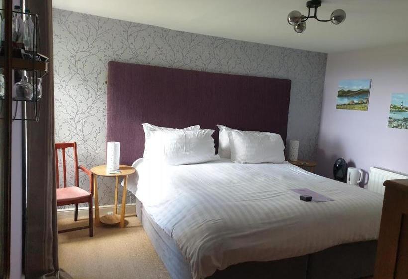 بنسيون Scooniehill Farm House B&b