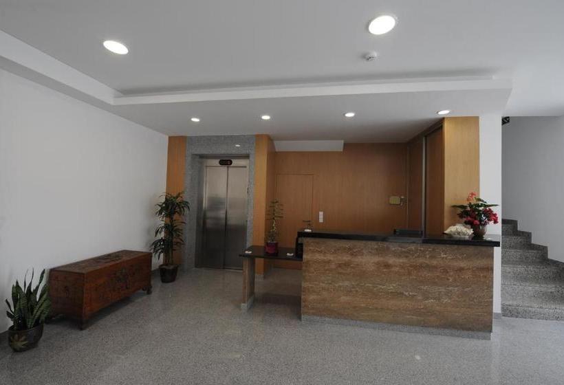 Пансион Senhor Dos Perdoes Alojamento Local