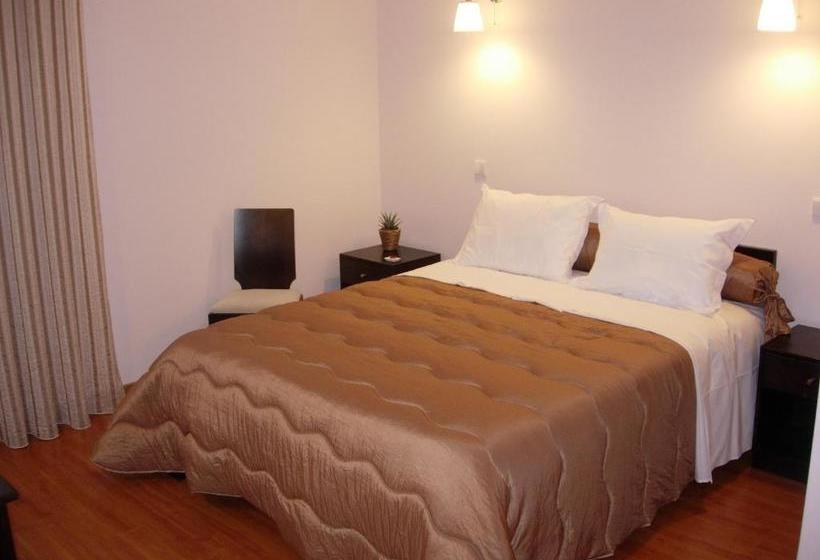 Пансион Senhor Dos Perdoes Alojamento Local