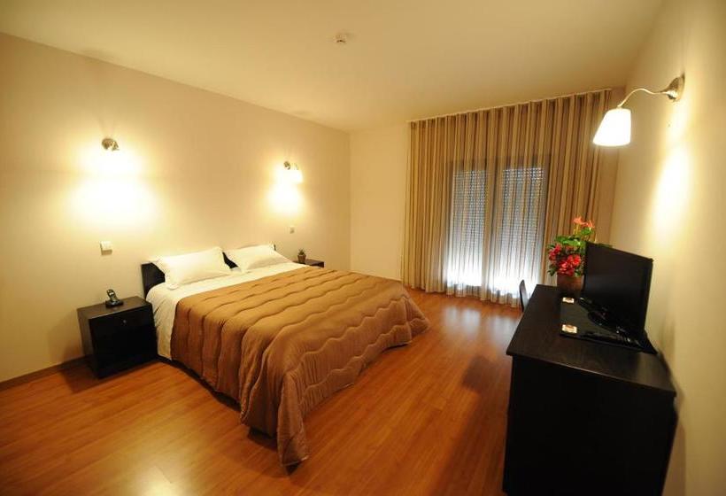 Пансион Senhor Dos Perdoes Alojamento Local