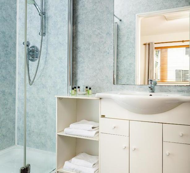 پانسیون The Oystercatcher Lodge Guest House