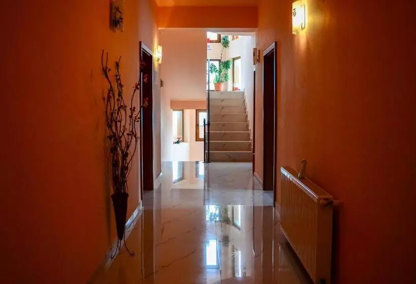 پانسیون Vila Sunriviera
