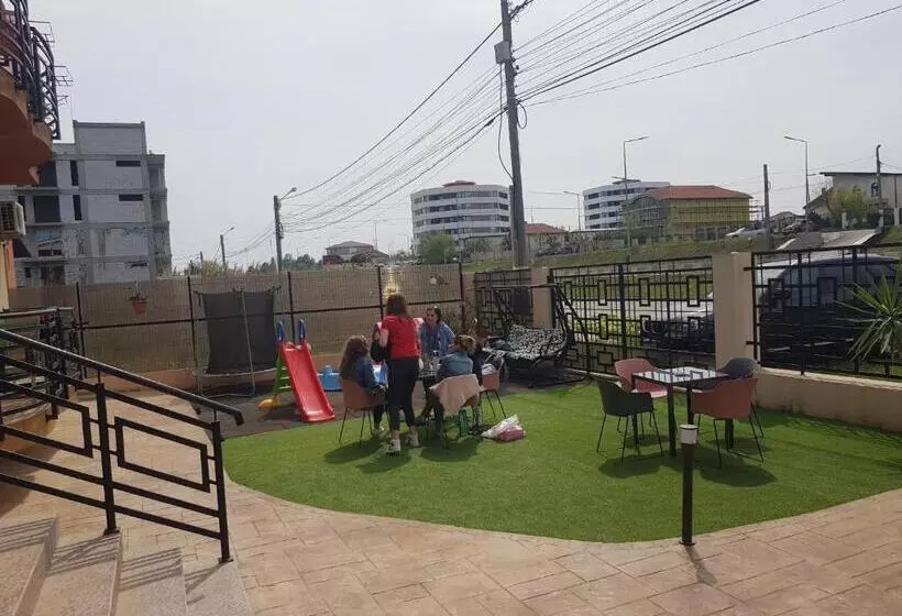 پانسیون Vila Sunriviera